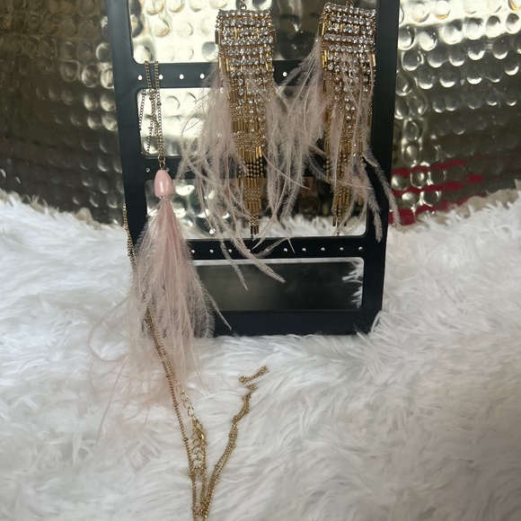 Pretty in pink earring and necklace set - Picture 1 of 3